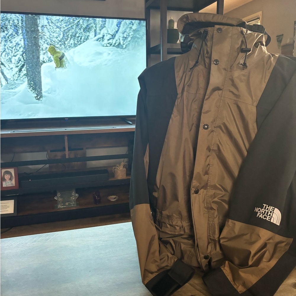 The North Face *Vintage* Gore Tex jacket